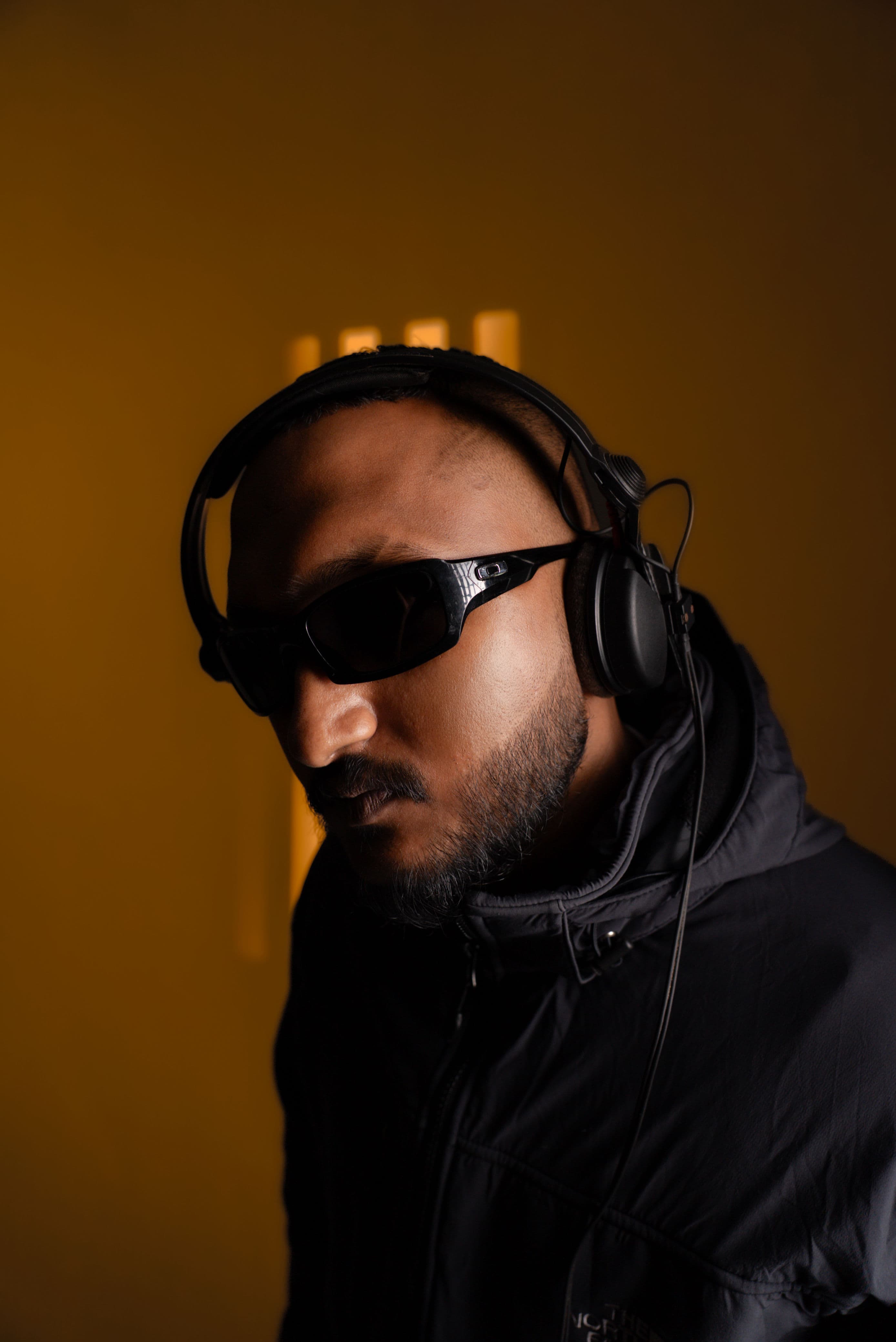 SPYRO Contact Background